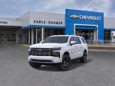 New 2026 Chevrolet Suburban High Country image 8