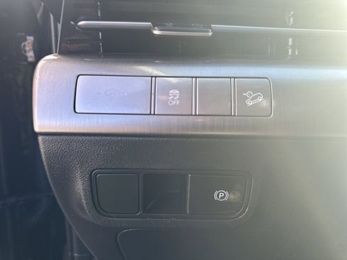 Used 2024 Hyundai Kona SEL w/ Convenience Package image 10