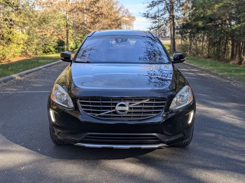 Used 2015 Volvo XC60 T5 Premier image 3