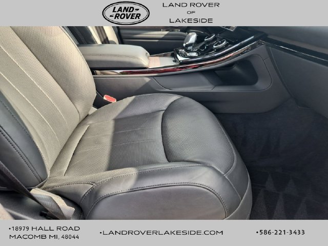 Used 2023 Land Rover Range Rover Sport SE AWD/4WD image 18