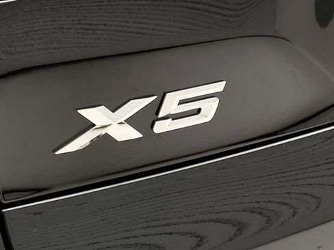 Used 2026 BMW X5 sDrive40i w/ M Sport Package image 10
