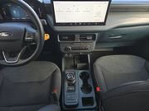 Used 2025 Ford Maverick XL image 11