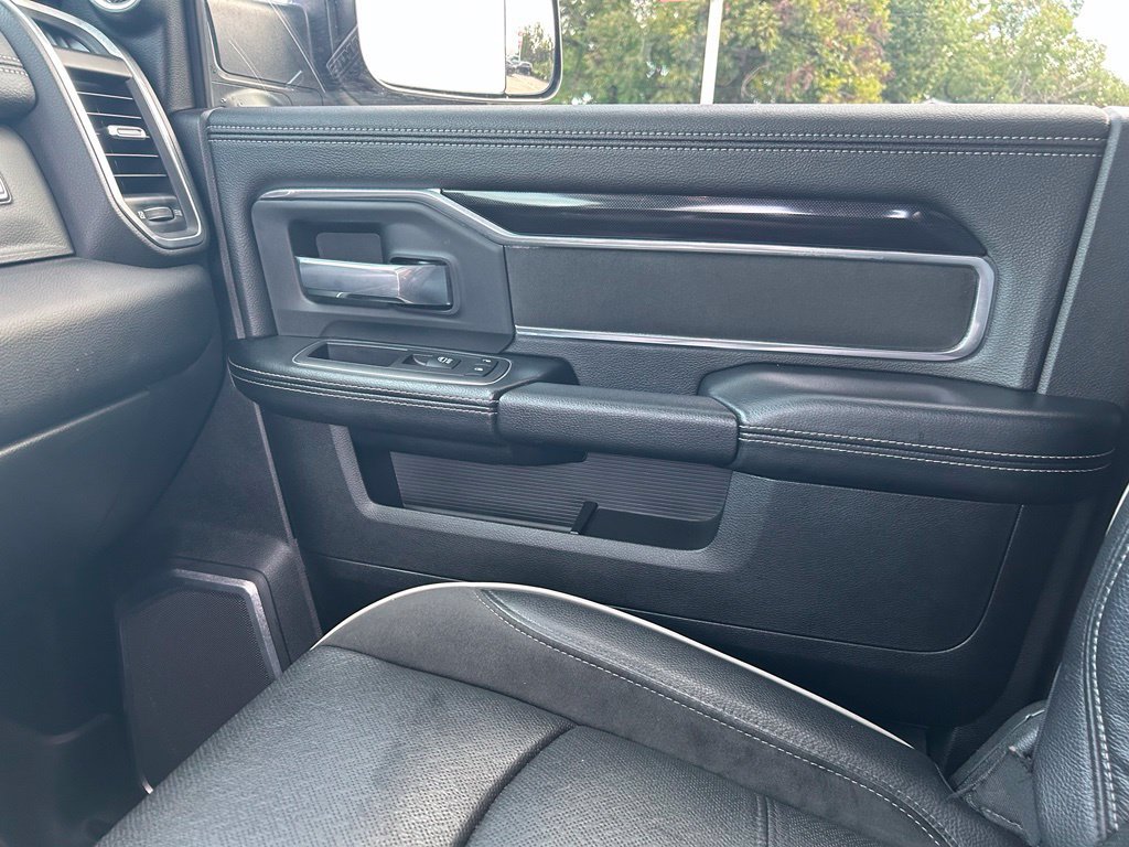 Used 2022 RAM 2500 Laramie AWD/4WD image 19