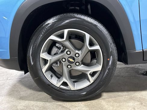New 2026 Chevrolet Trax LT w/ LT Convenience Package FWD image 26