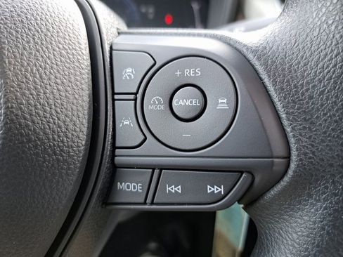 Used 2026 Toyota Corolla LE image 21