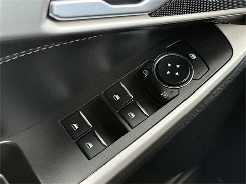 Certified 2023 Ford Explorer XLT image 23