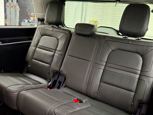 Used 2024 Lincoln Navigator Black Label image 22