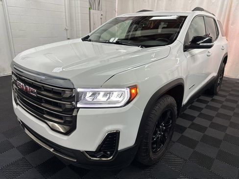 Used 2023 GMC Acadia AT4 w/ Preferred Package AWD/4WD image 3