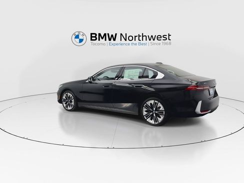 New 2027 BMW 530i xDrive w/ Premium Package AWD/4WD image 12