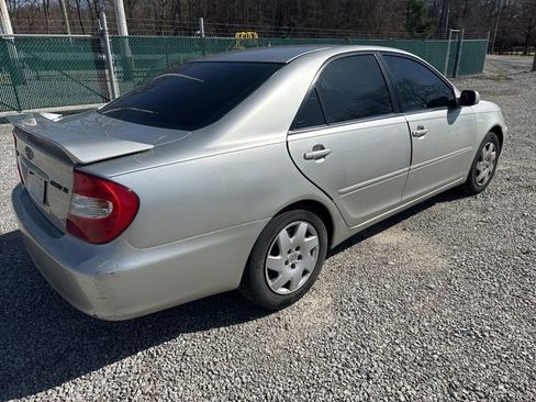 Used 2002 Toyota Camry LE image 6