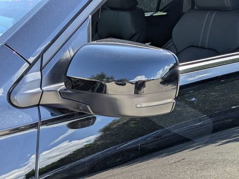 New 2026 Honda Pilot Touring image 11
