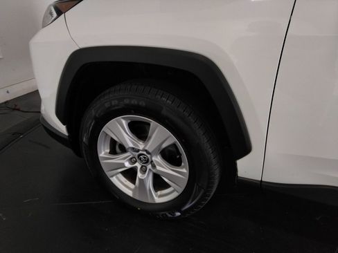 Used 2020 Toyota RAV4 XLE image 38