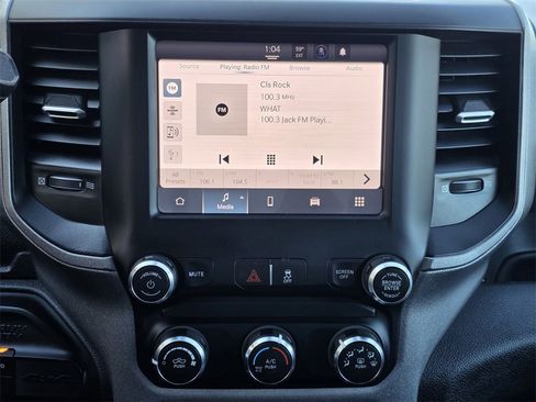 Used 2024 RAM 2500 Tradesman w/ Chrome Appearance Group image 14