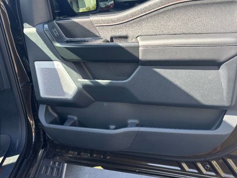 Used 2025 Ford F150 Raptor image 36