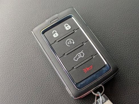 New 2025 Jeep Grand Cherokee L Limited w/ Luxury Tech Group II AWD/4WD image 32