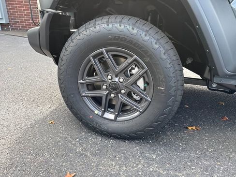 New 2025 Jeep Wrangler Sport S image 24