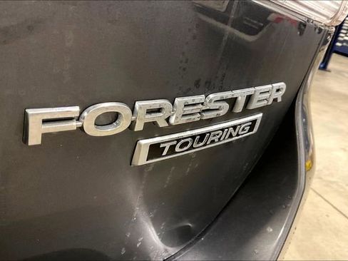 Used 2021 Subaru Forester Touring image 8