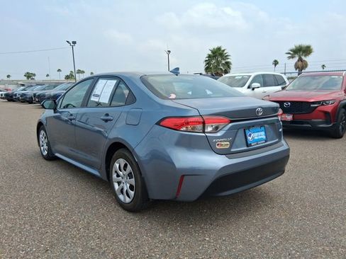 Used 2025 Toyota Corolla LE FWD image 2