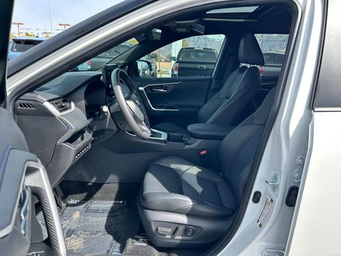 Used 2025 Toyota RAV4 XSE w/ Advanced Technology Package image 11