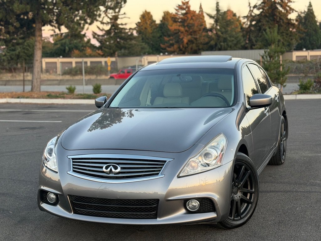 Used 2013 INFINITI G37 x Sedan w/ Premium Pkg AWD/4WD image 1