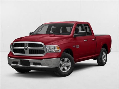 Used 2017 RAM 1500 Classic SLT image 1