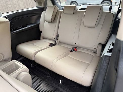 Used 2023 Honda Odyssey Elite image 6