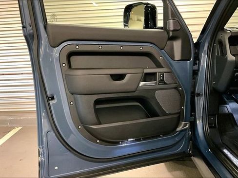 Certified 2024 Land Rover Defender 110 X-Dynamic SE AWD/4WD image 26