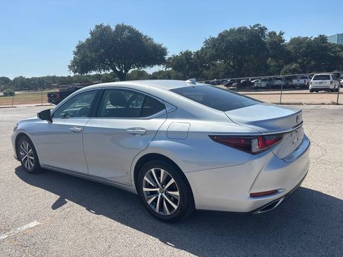 Used 2021 Lexus ES 350 w/ Accessory Package FWD image 6
