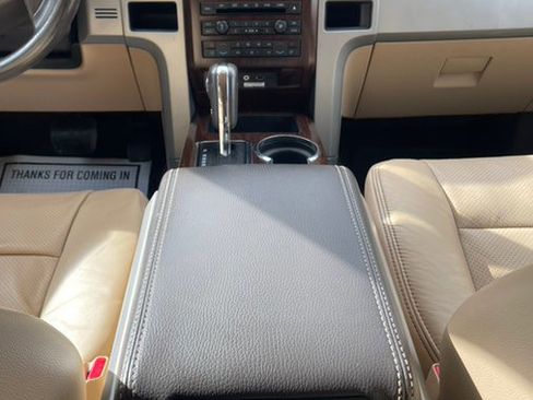 Used 2012 Ford F150 Lariat w/ Lariat Chrome Pkg image 19