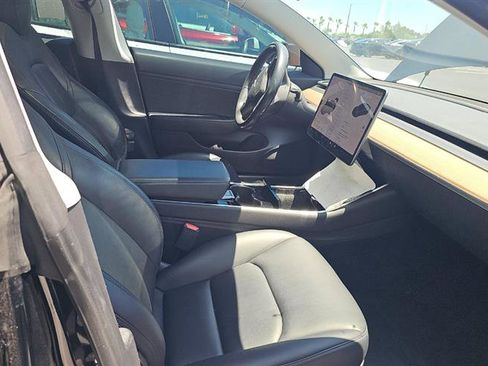Used 2019 Tesla Model 3 Long Range RWD image 6