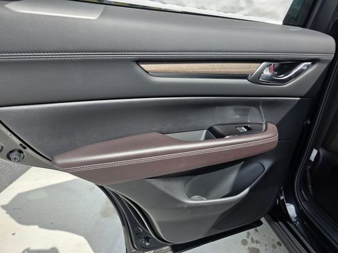 New 2025 MAZDA CX-5 Signature image 7