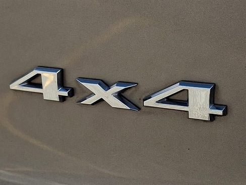 Used 2021 Jeep Cherokee Limited AWD/4WD image 33