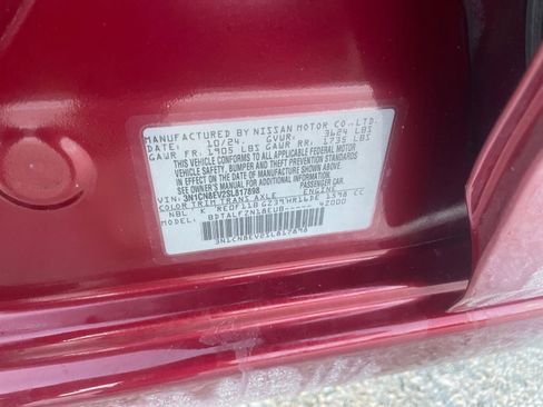 Used 2025 Nissan Versa SV image 28