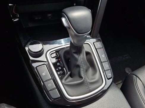Certified 2025 Kia Seltos EX AWD/4WD image 14