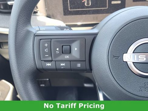 Used 2025 Nissan Kicks SV w/ Interior Electronics Package AWD/4WD image 27