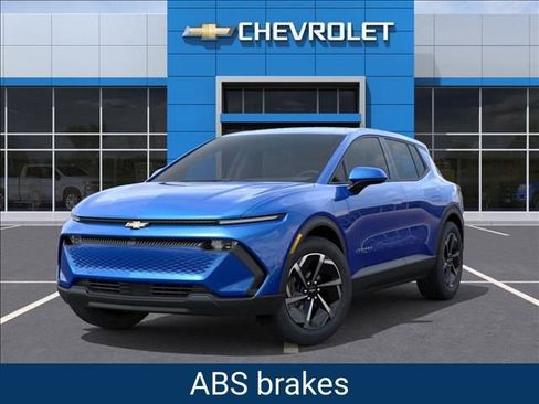 New 2026 Chevrolet Equinox EV LT image 6