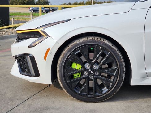 New 2026 Kia K5 GT image 5