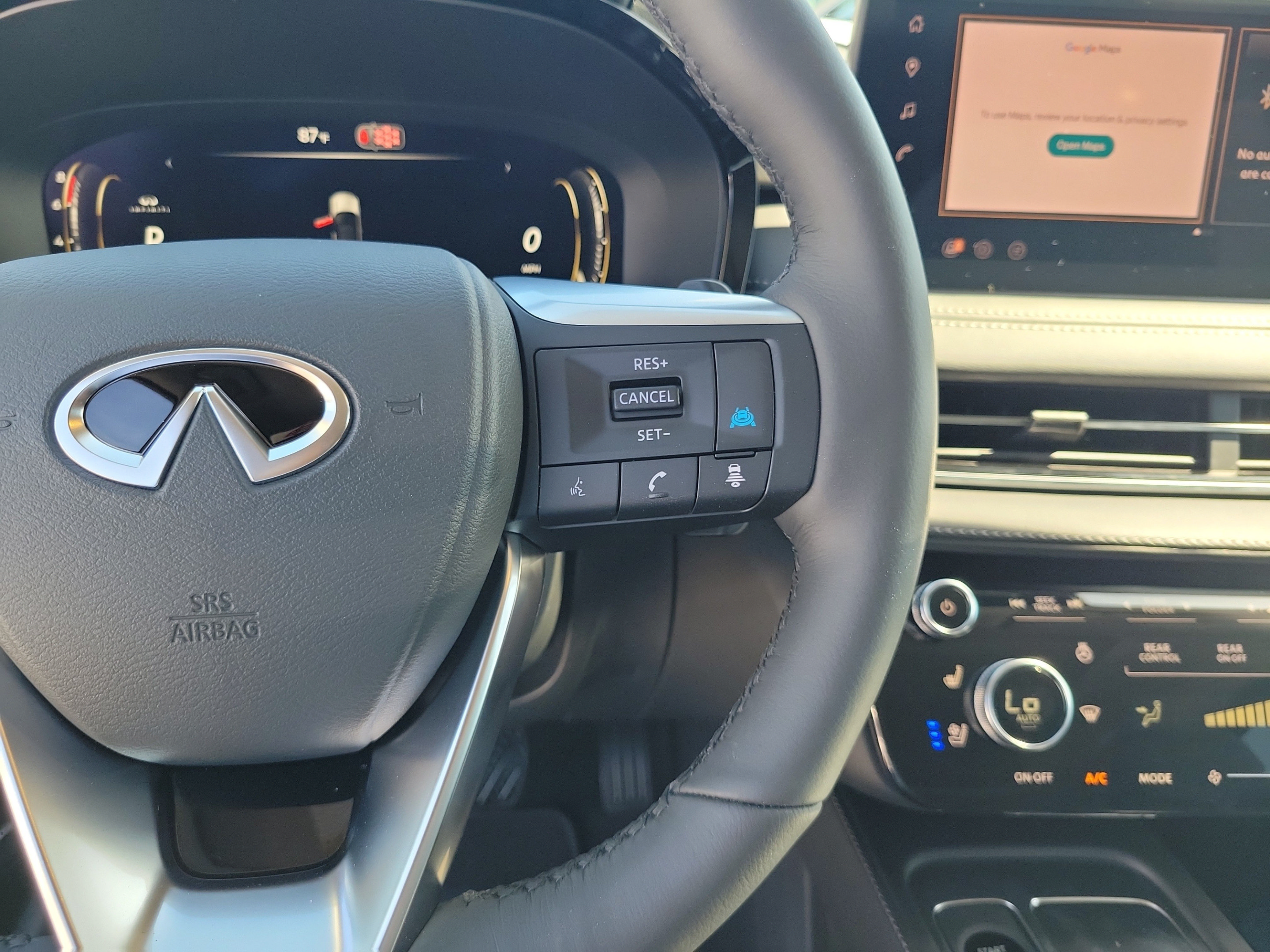 New 2027 INFINITI QX60 Luxe w/ Family Package FWD image 13