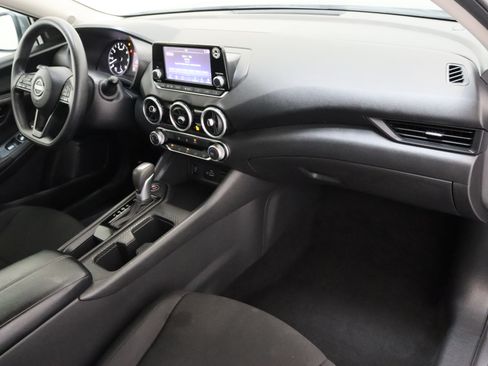 Used 2025 Nissan Sentra S FWD image 34