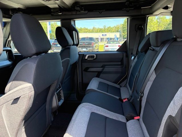 Used 2026 Ford Bronco 4-Door AWD/4WD image 23