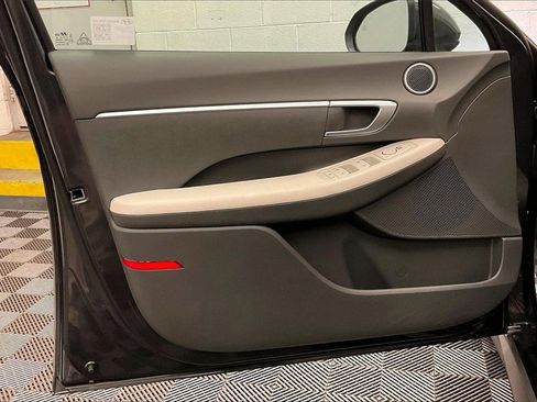 Certified 2025 Hyundai Sonata SE image 21