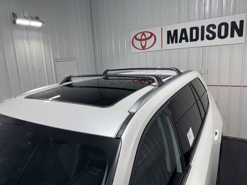 New 2026 Toyota Grand Highlander AWD Hybrid image 24