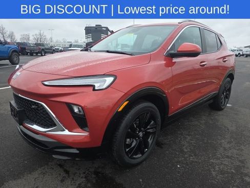 Used 2024 Buick Encore GX Sport Touring AWD/4WD image 2