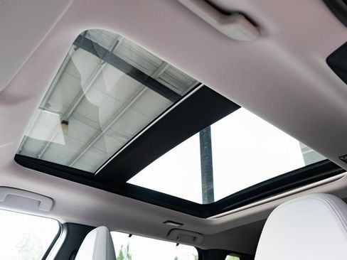 New 2025 Mitsubishi Outlander AWD image 21