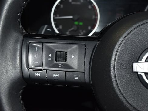 Certified 2023 Nissan Rogue SV w/ SV Premium Package FWD image 7