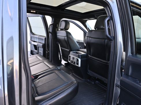 Used 2019 Ford F150 Lariat w/ Equipment Group 502A Luxury RWD image 16