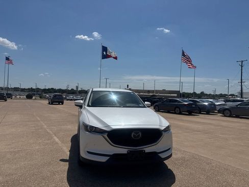 Used 2020 MAZDA CX-5 Touring FWD image 3