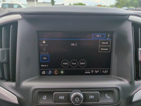 Used 2024 GMC Terrain SLE AWD/4WD image 17