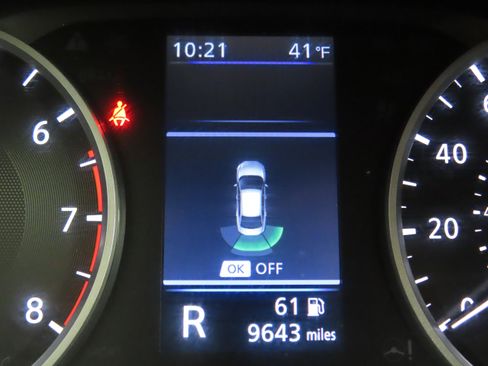 Certified 2025 Nissan Sentra S image 34