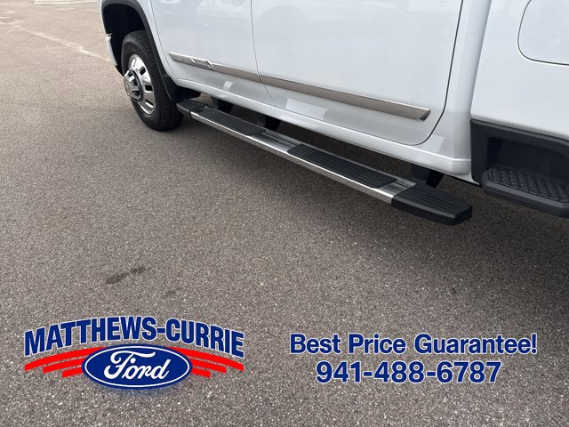 Used 2026 Chevrolet Silverado 3500 High Country w/ High Country Premium Package AWD/4WD image 15
